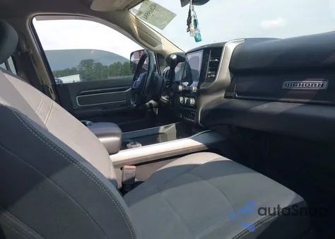 2019 Ram 2500 Big Horn 4X4 6'4 Box from USA, damaged, VIN 3C6UR5DL0KG590912